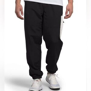 NWT Men's The North Face TNF Easy Wind Pants size M